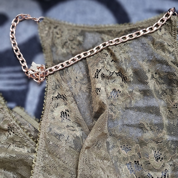 Chantilly Cascade Teddy Military Olive - Picture 8 of 8